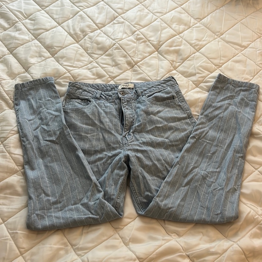 White stripped jean